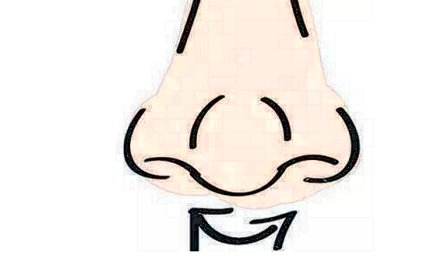 膨體隆鼻有什么后遺癥?膨體隆鼻有風(fēng)險(xiǎn)嗎?