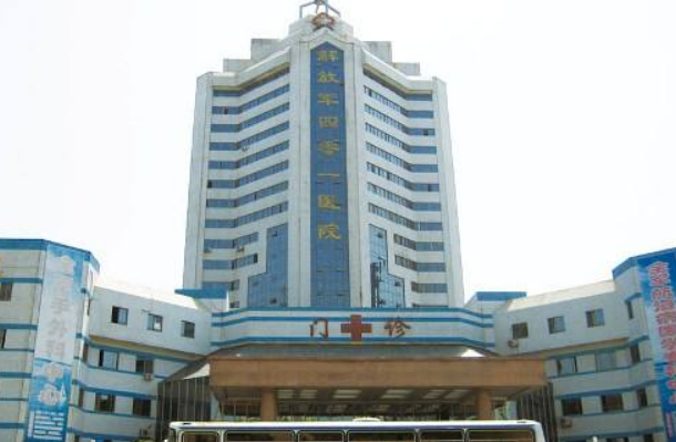 青島401醫(yī)院眼科激光近視好嗎?眼科激光近視費用2024