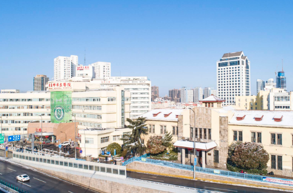 2024青島市立醫(yī)院拔智齒怎么樣?拔智齒收費(fèi)價目表