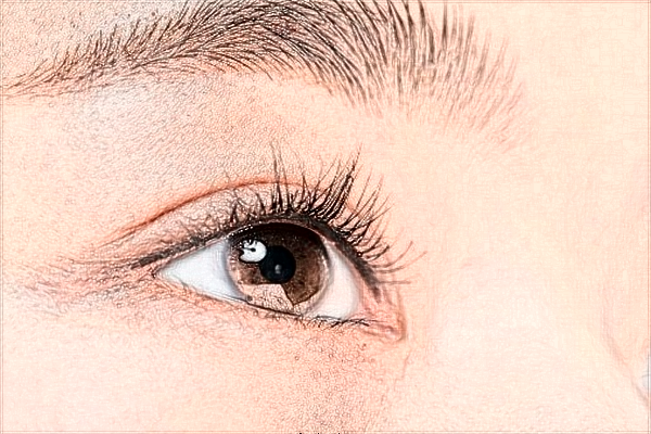 2024青島市立醫(yī)院去眼袋價(jià)格?激光去眼袋的危害