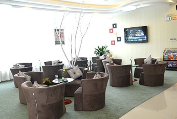 成都圣貝牙科醫(yī)院牙列擁擠矯正怎么樣|醫(yī)生介紹|價格收費