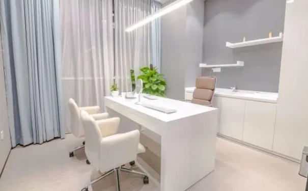 佛山曙光金子醫(yī)學(xué)美容醫(yī)院玻尿酸填充120天求美案例&技術(shù)怎么樣?