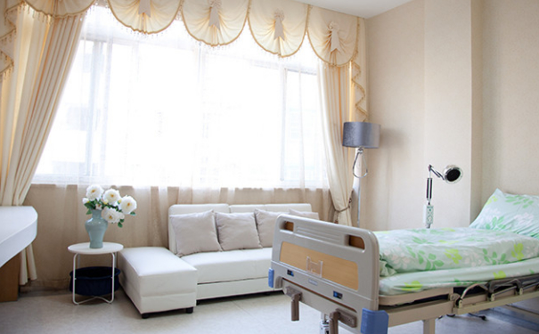 沈陽和平藍天醫(yī)療美容門診部玻尿酸填充全臉費用多少?技術亮點&術后半年求美案例