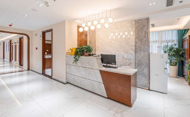 北京卓彥麗格醫(yī)療美容診所激光去魚尾紋技術(shù)評測怎么樣?案例點評&價格明細