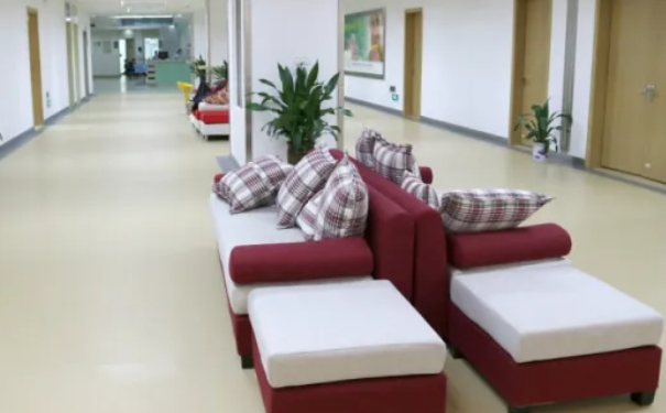 上海嘉人整形醫(yī)院三點雙眼皮怎么樣?費用多少?術后案例&技術評價