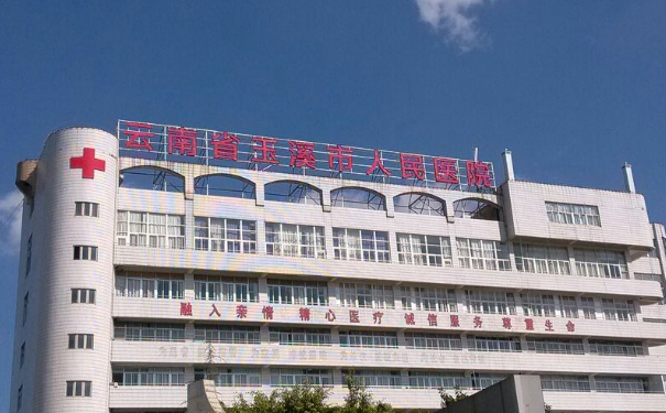 玉溪市人民醫(yī)院周海祥做眼袋技術(shù)測評怎么樣?恢復(fù)案例