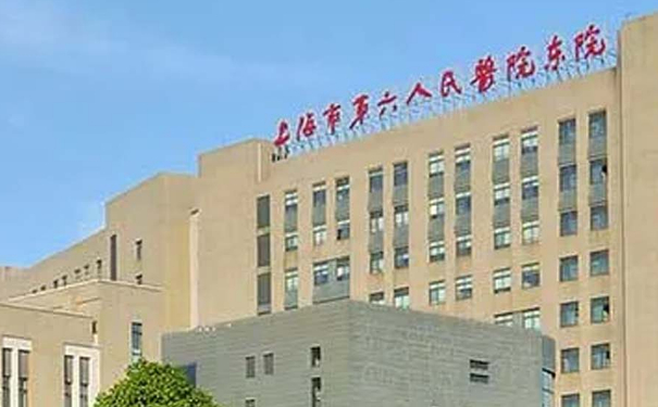 上海市第六人民醫(yī)院郭峰去眼袋手術(shù)技術(shù)水準(zhǔn)怎么樣?案例變化