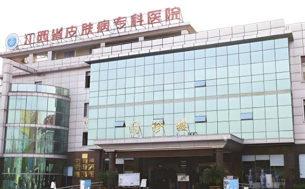 江西省皮膚病專(zhuān)科醫(yī)院李文芳面部筋膜提升術(shù)后案例|技術(shù)水準(zhǔn)怎么樣?醫(yī)院優(yōu)勢(shì)